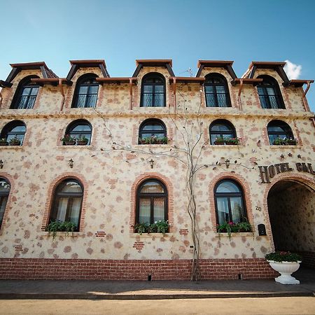 Hotel Gala Орадя Экстерьер фото